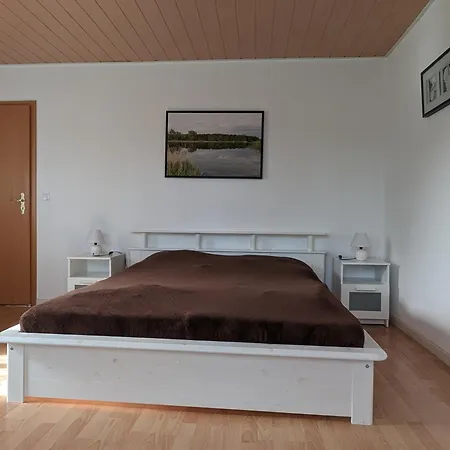 Blockhaeuser An Der Mueritz *