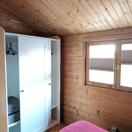 Blockhaeuser An Der Mueritz