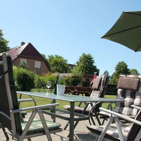 Blockhaeuser An Der Mueritz